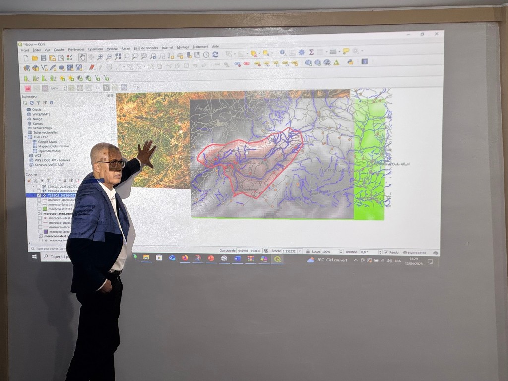 QGIS interface demonstration — geographic data analysis for climate diagnostic